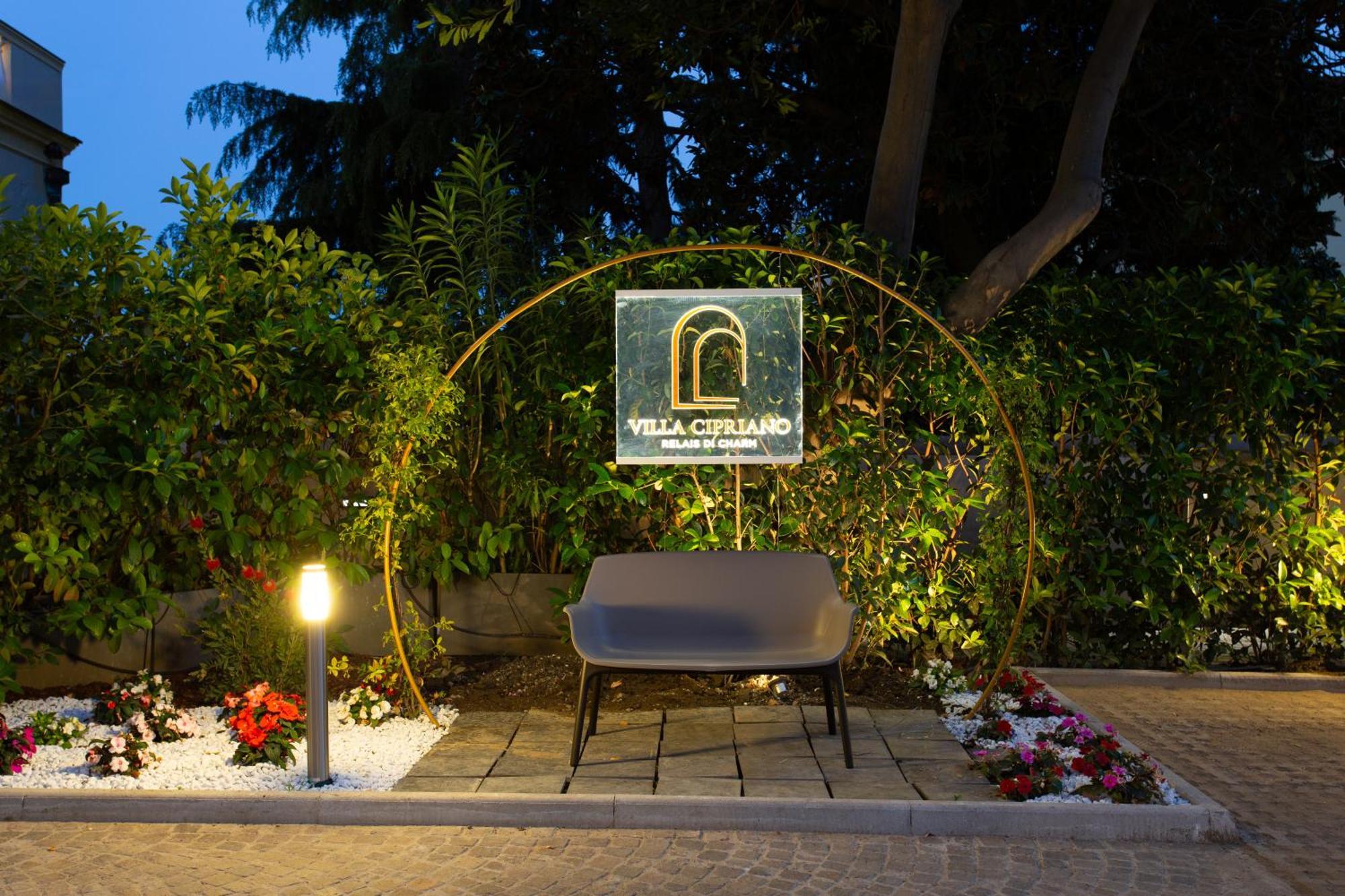 Villa Cipriano - Relais Di Charm Neapel Exterior foto